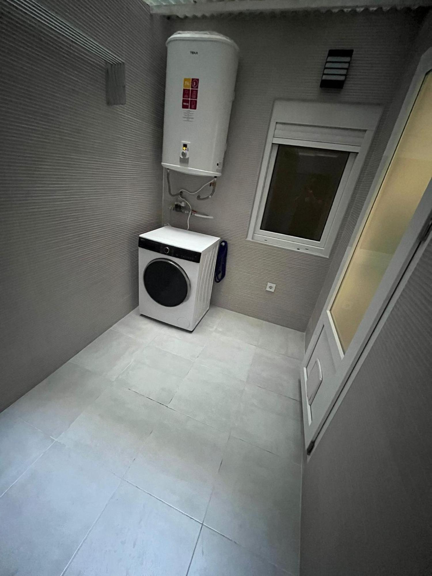 Alexa Suite Alicante Luaran gambar